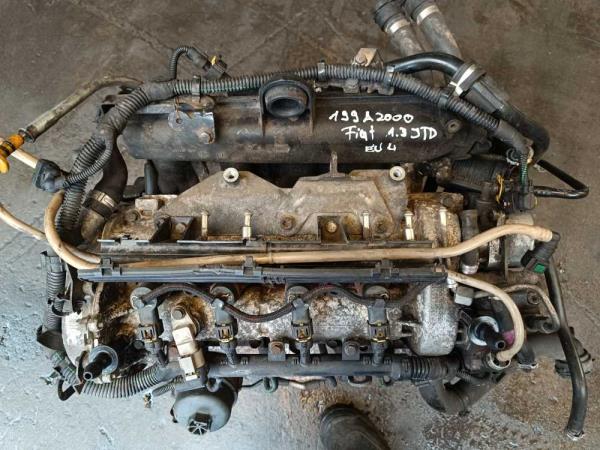 MOTEUR FIAT 1.3JTD CODE: 199A2000 - Vue 2
